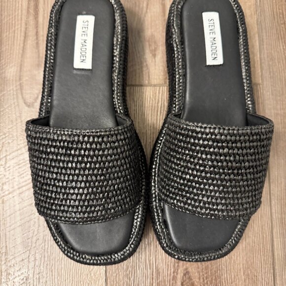 Steve Madden Beachy Platform Black Sandals in size 9 - Picture 3 of 7